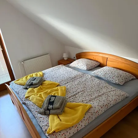 Apartmaji Pr' Brdarju *
