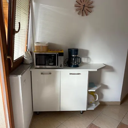 Apartmaji Pr' Brdarju Apartman